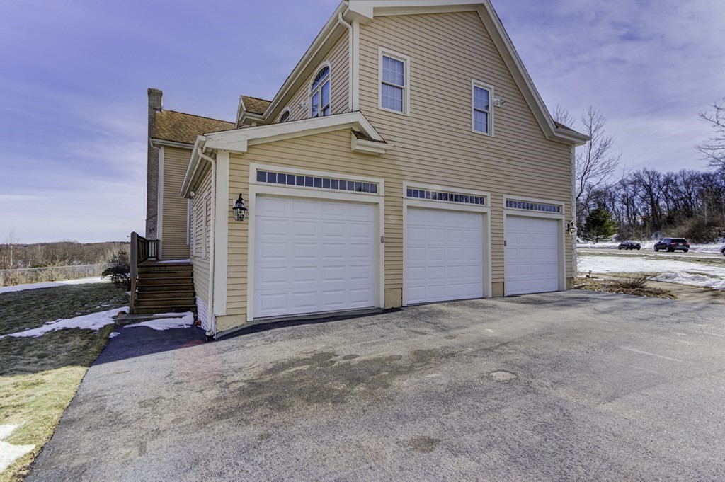 6 Beeton Path Westborough, MA 01581 - Photo 3 of 42