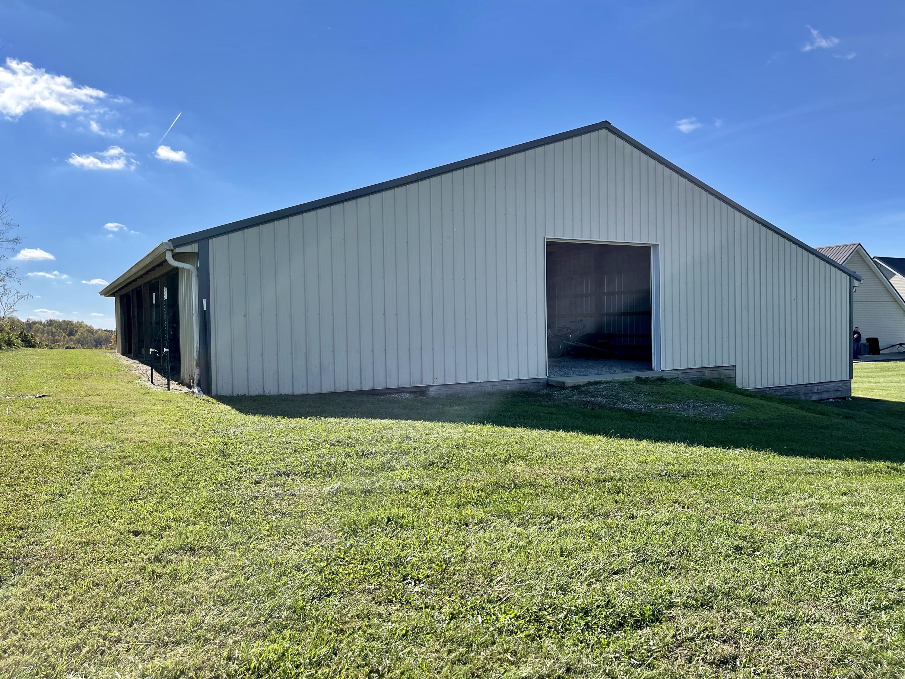 587 Irvine Road Science Hill, KY 42553 - Photo 35 of 90 50C27D05-8208-4AC3-AD2E-B8E5FFB75BAD