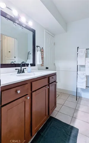 $470,000 | 2875 South Fairview Street, Unit B, Santa Ana, CA 92704