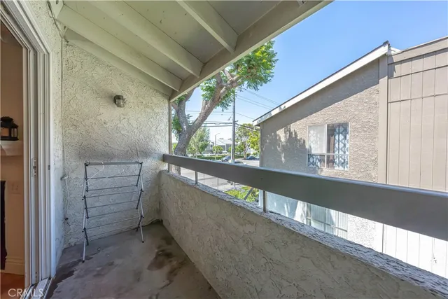 $470,000 | 2875 South Fairview Street, Unit B, Santa Ana, CA 92704