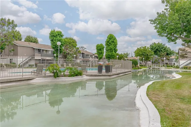 $470,000 | 2875 South Fairview Street, Unit B, Santa Ana, CA 92704