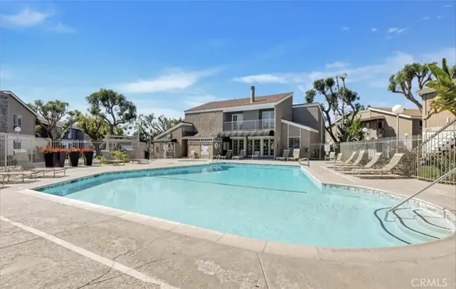 $470,000 | 2875 South Fairview Street, Unit B, Santa Ana, CA 92704