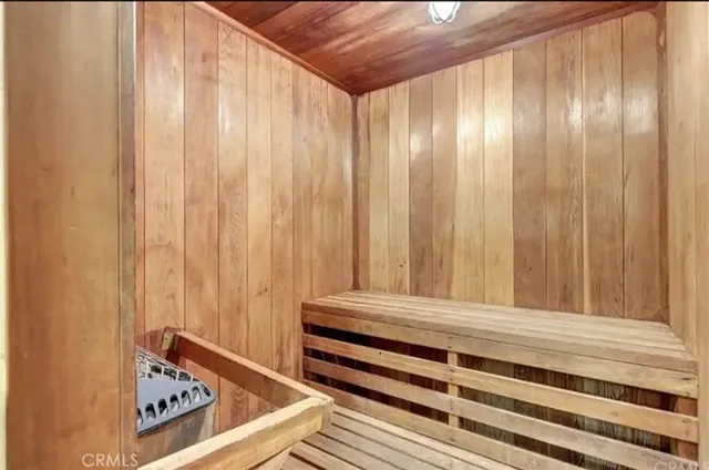 $470,000 | 2875 South Fairview Street, Unit B, Santa Ana, CA 92704