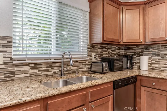 $470,000 | 2875 South Fairview Street, Unit B, Santa Ana, CA 92704