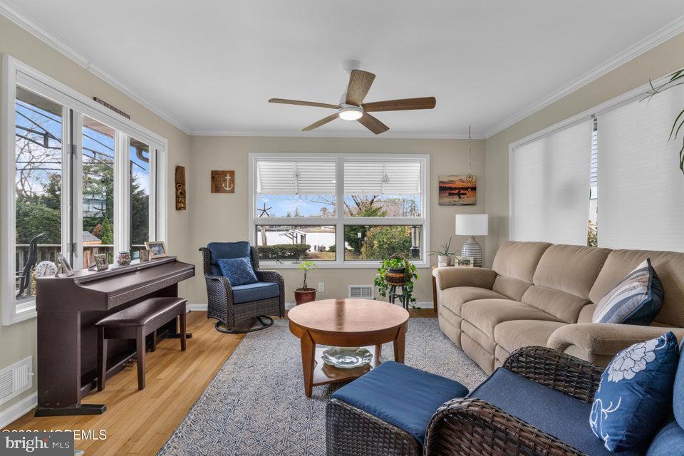 535 Carroll Fox Road Brick, NJ 08724 - Photo 11 of 31 a living room with furniture and a large window