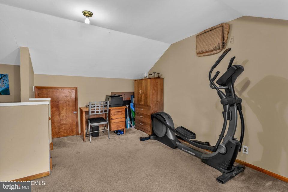 535 Carroll Fox Road Brick, NJ 08724 - Photo 22 of 31 a view of a room with gym equipment