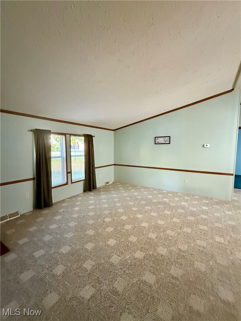 1734 Barnhill Road Southeast New Philadelphia, OH 44663 - Photo 11 of 17 Gallery Image 11