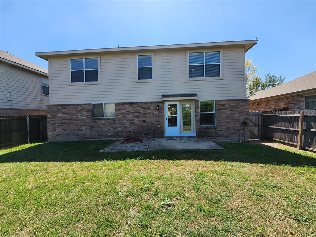 5709 Valley Stream Way Fort Worth, TX 76244 - Photo 30 of 32