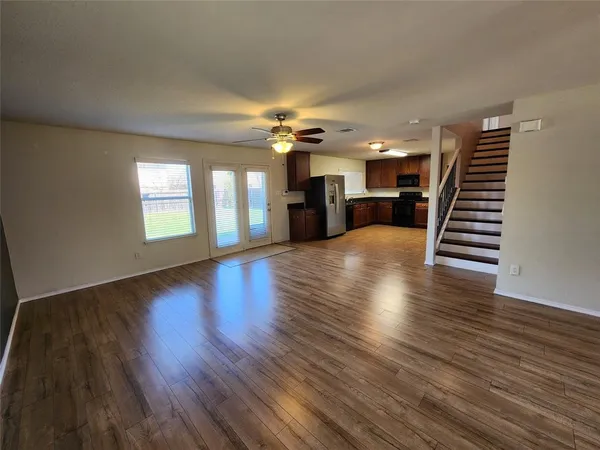 $2,200 | 5709 Valley Stream Way, Fort Worth, TX 76244