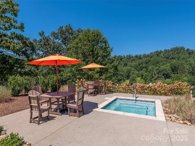 $798,000 | 85 Dawn Lane, Canton, NC 28716