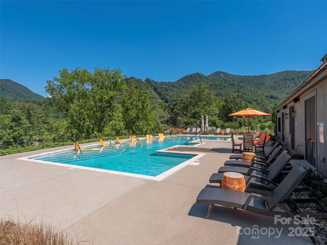 $798,000 | 85 Dawn Lane, Canton, NC 28716