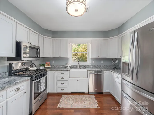 $798,000 | 85 Dawn Lane, Canton, NC 28716