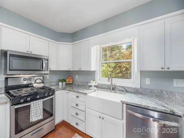 $798,000 | 85 Dawn Lane, Canton, NC 28716