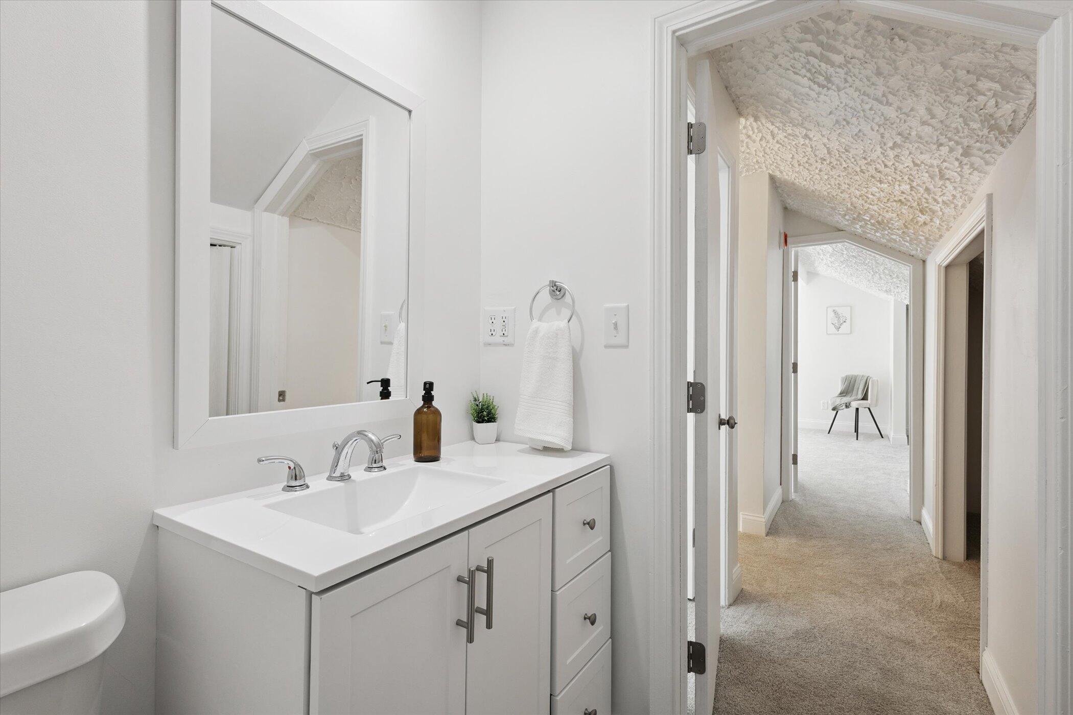 3441 Townline Road Houghton Lake, MI 48629 - Photo 25 of 53 Upstairs Bathrom 2
