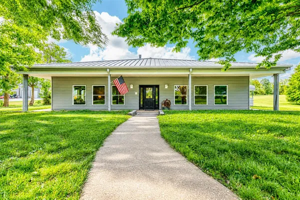$649,000 | 2516 Gold City Road, Franklin, KY 42134
