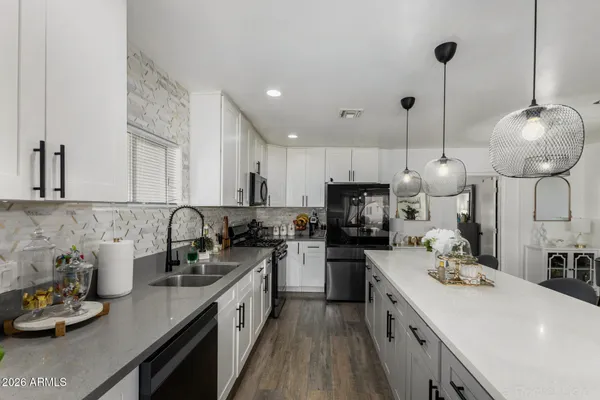 $400,000 | 3144 West Garfield Street, Phoenix, AZ 85009