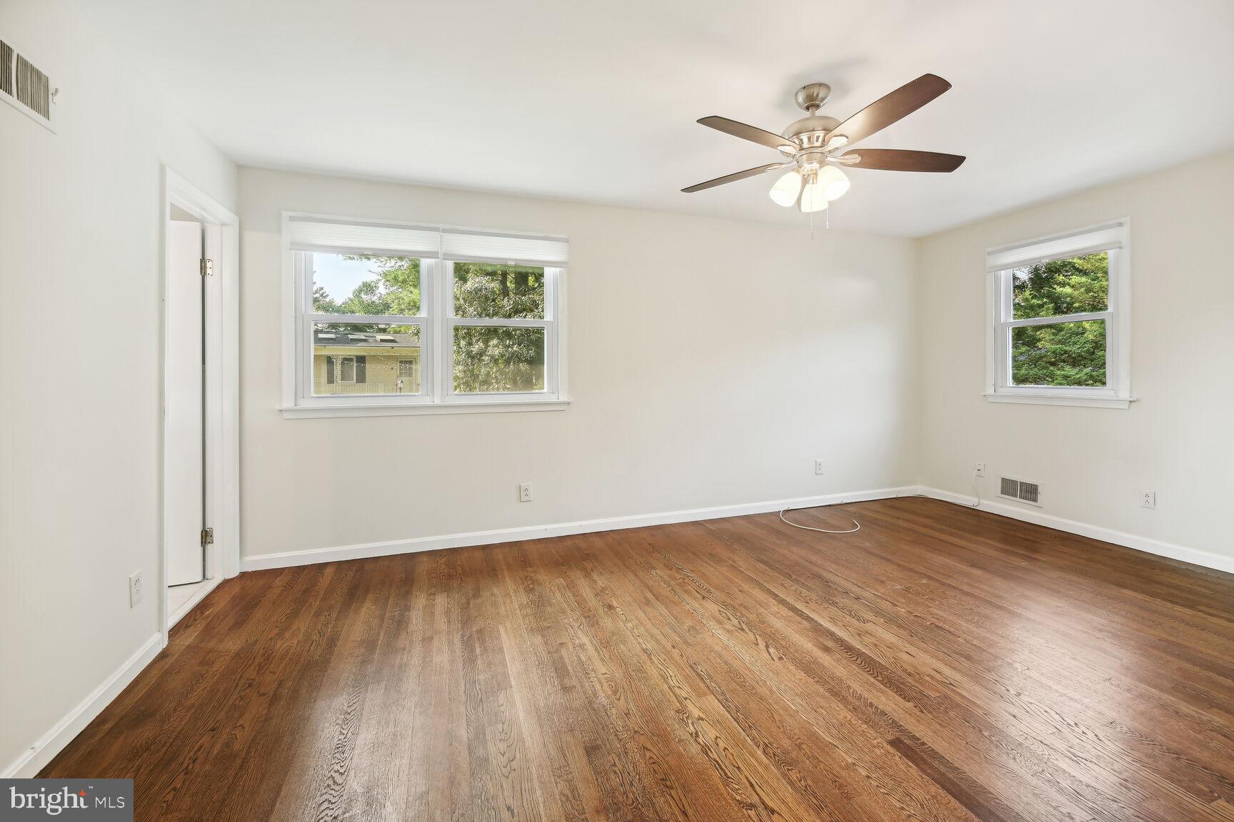 10411 Gatewood Terrace Silver Spring, MD 20903 - Photo 21 of 47 Primary Bedroom