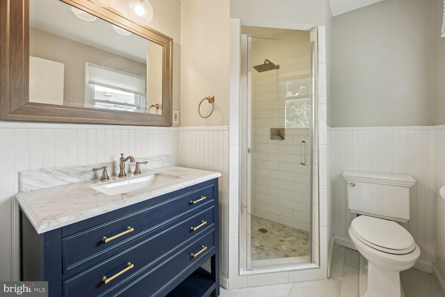 10411 Gatewood Terrace Silver Spring, MD 20903 - Photo 23 of 47 Primary Ensuite Bath