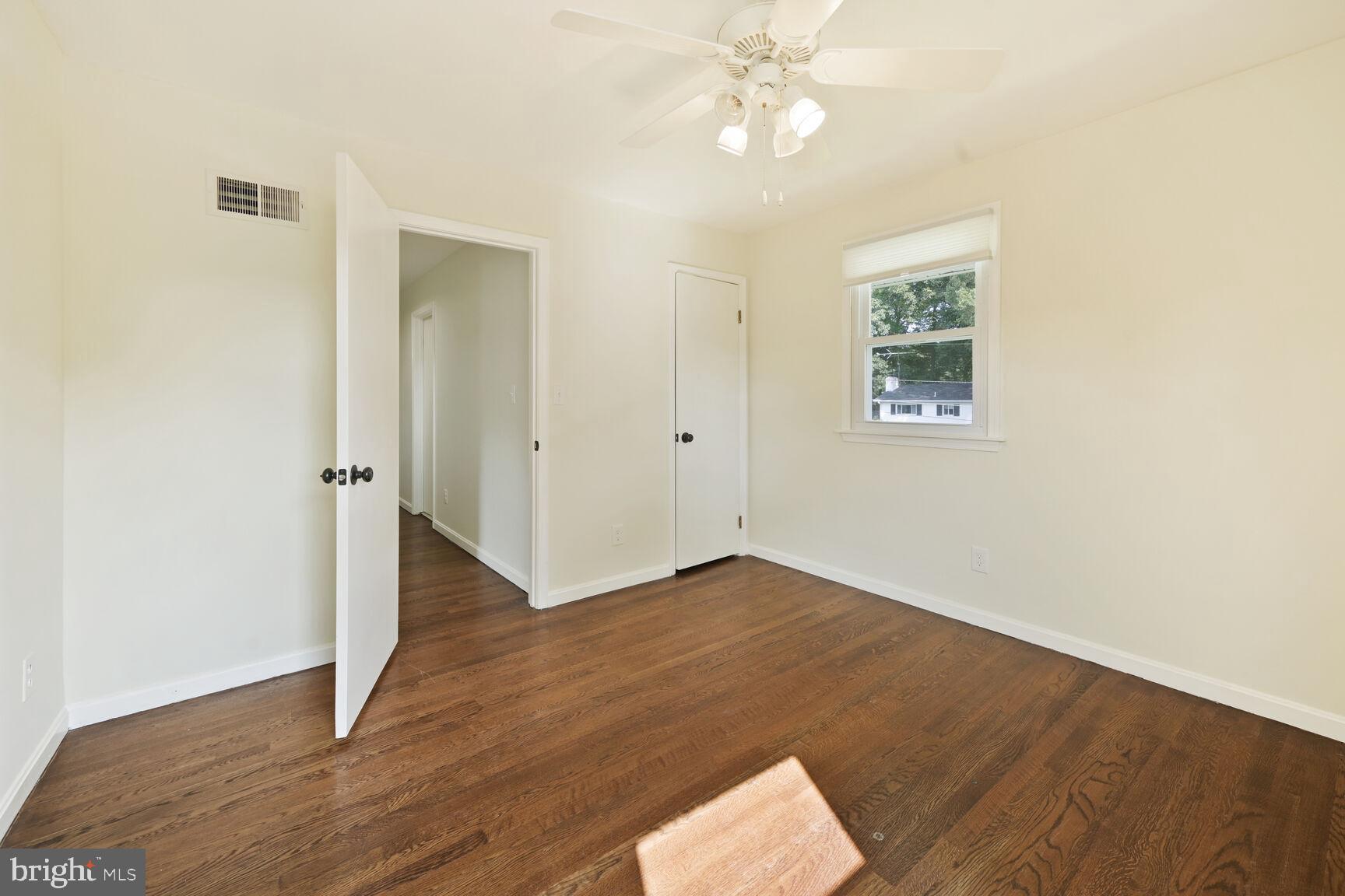 10411 Gatewood Terrace Silver Spring, MD 20903 - Photo 30 of 47 Bedroom