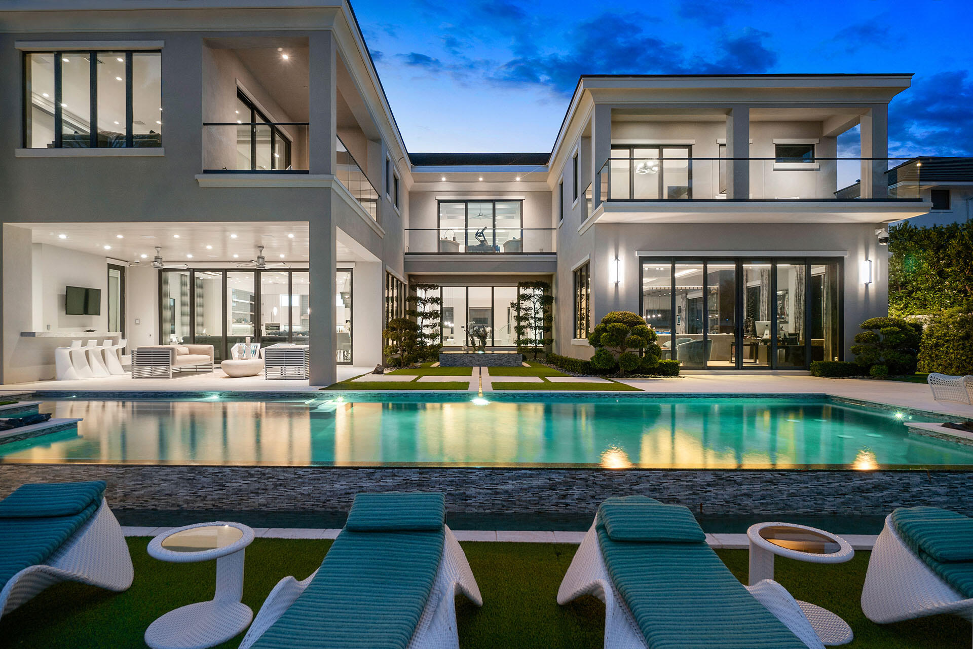 290 South Maya Palm Drive Boca Raton, FL 33432 - Photo 24 of 77 290_South_Maya_Palm_Drive_Dusk_11