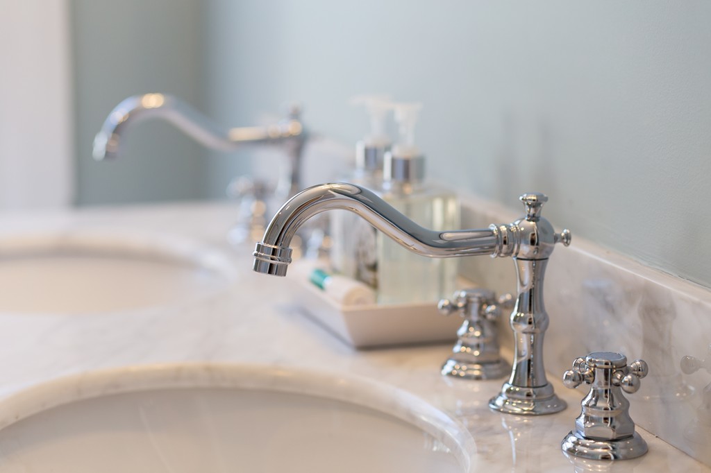 90 Walker Road Swampscott, MA 01907 - Photo 13 of 22