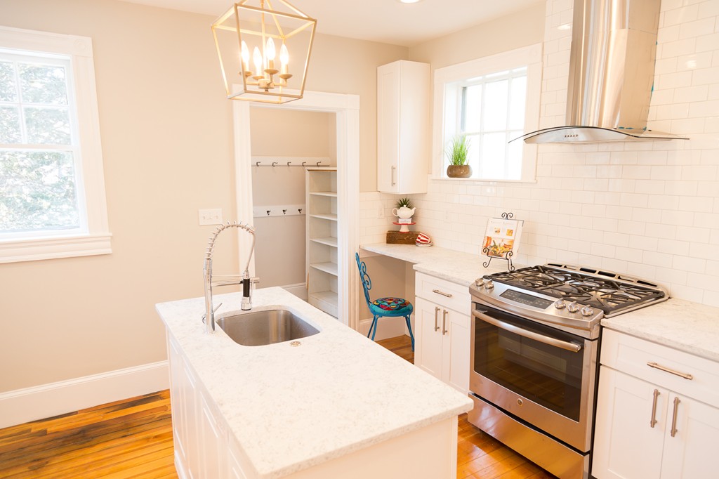 90 Walker Road Swampscott, MA 01907 - Photo 7 of 22