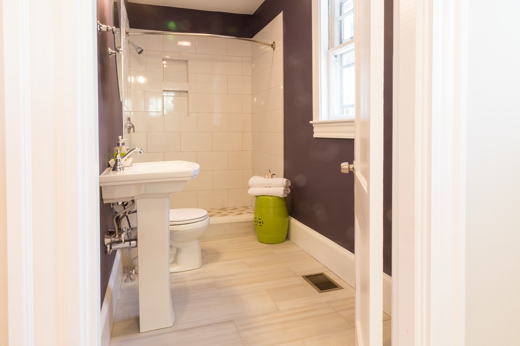 90 Walker Road Swampscott, MA 01907 - Photo 9 of 22