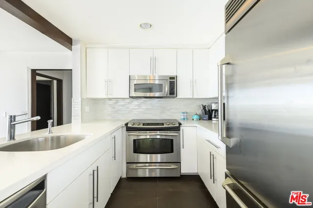 $3,999 | 11958 Oceanaire Lane, Malibu, CA 90265