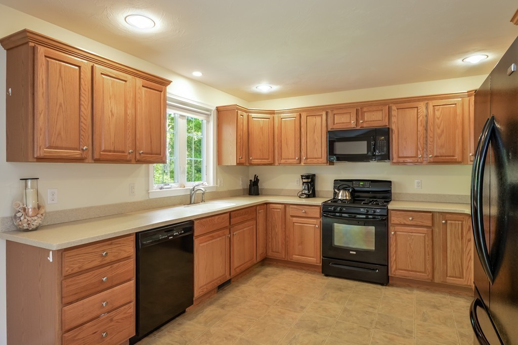 43 Mirasol Drive Bourne, MA 02532 - Photo 4 of 22