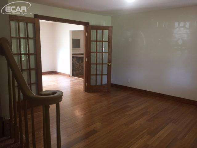 1421 East Burt Road Burt, MI 48417 - Photo 5 of 14 21187091-4.JPG