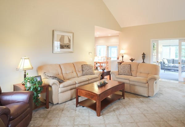 45 York Road Wayland, MA 01778 - Photo 6 of 30 a living room with furniture and a lamp