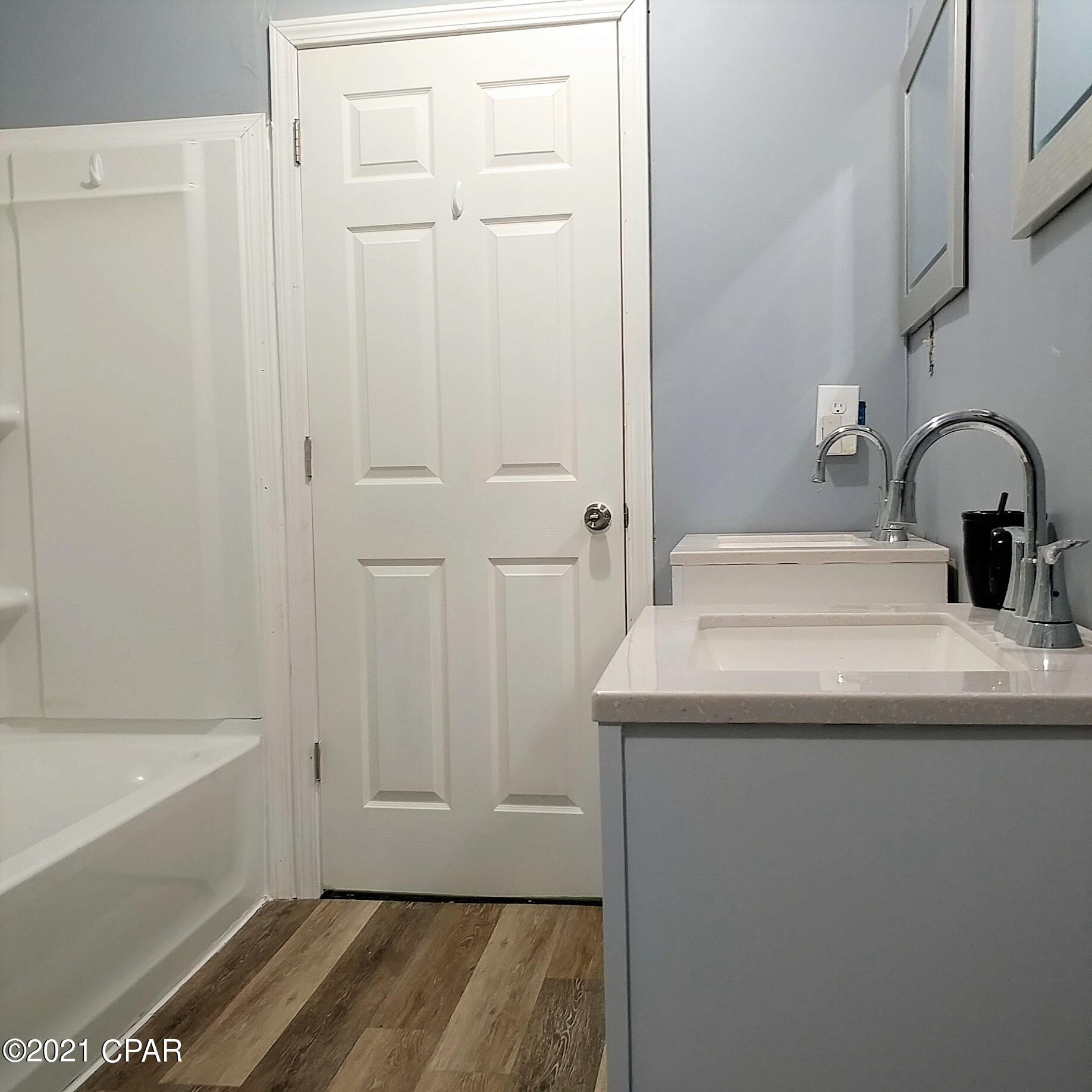 4108 Harcus Road Caryville, FL 32427 - Photo 12 of 20 Gallery Image 12