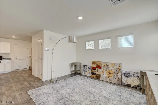$1,950 | 360 Summer Sparrow Avenue, Unit 360, Henderson, NV 89011