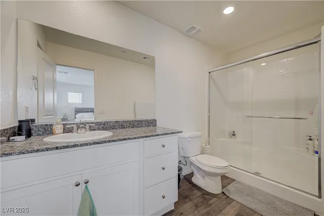 $1,950 | 360 Summer Sparrow Avenue, Unit 360, Henderson, NV 89011