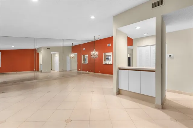 $334,900 | 10971 Lake Front Place, Unit 10971, Boca Raton, FL 33498