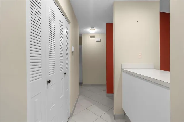 $334,900 | 10971 Lake Front Place, Unit 10971, Boca Raton, FL 33498