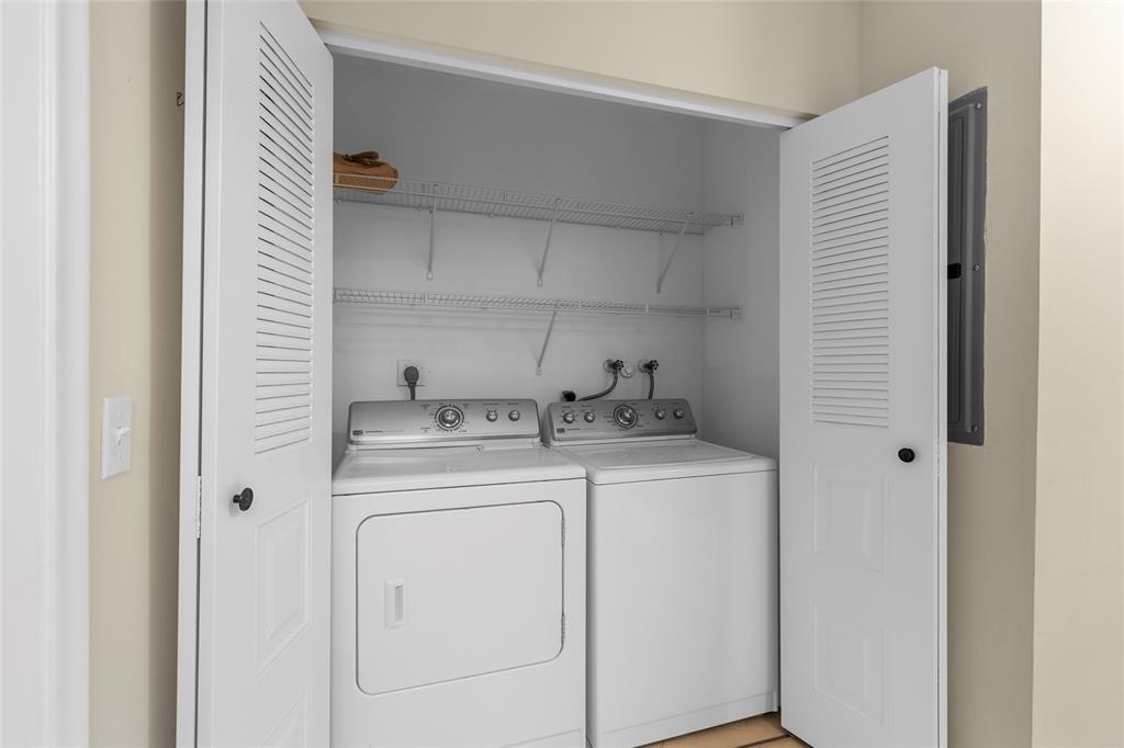 10971 Lake Front Place, Unit 10971 Boca Raton, FL 33498 - Photo 15 of 33 a utility room with dryer and washer