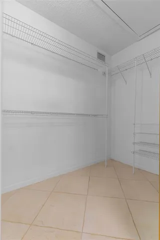 $334,900 | 10971 Lake Front Place, Unit 10971, Boca Raton, FL 33498