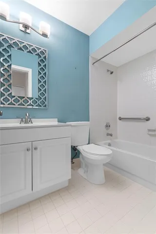 $334,900 | 10971 Lake Front Place, Unit 10971, Boca Raton, FL 33498