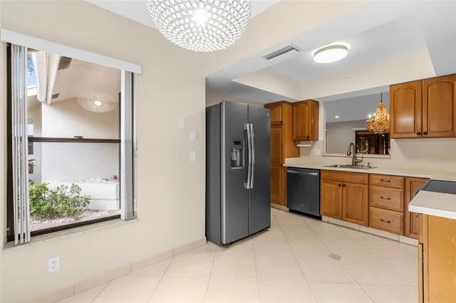 $334,900 | 10971 Lake Front Place, Unit 10971, Boca Raton, FL 33498