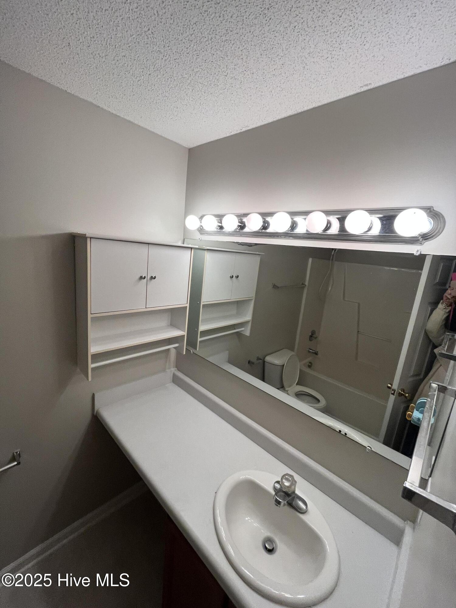 302 Rack Lane Hubert, NC 28539 - Photo 22 of 32 hall bath
