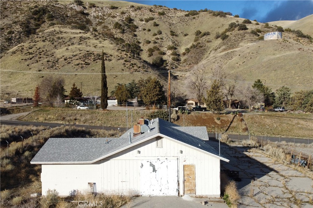 49851 Gorman Post Road Lebec, CA 93243 - Photo 11 of 42 a view of a large building
