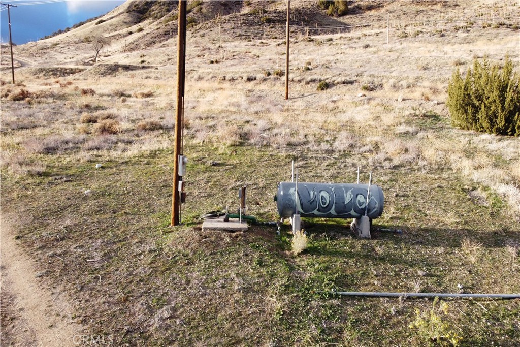 49851 Gorman Post Road Lebec, CA 93243 - Photo 32 of 42 a view of balcony with wooden fence