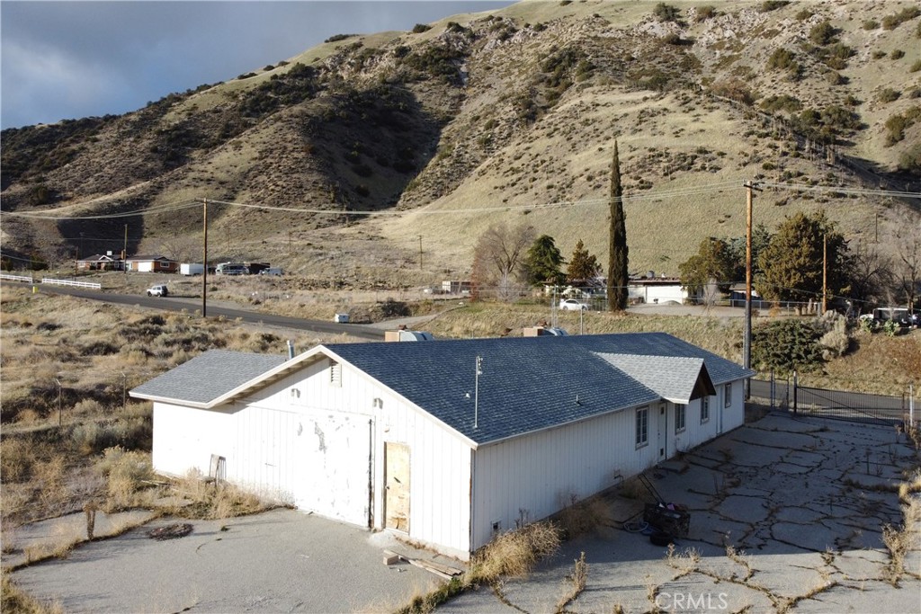 49851 Gorman Post Road Lebec, CA 93243 - Photo 9 of 42