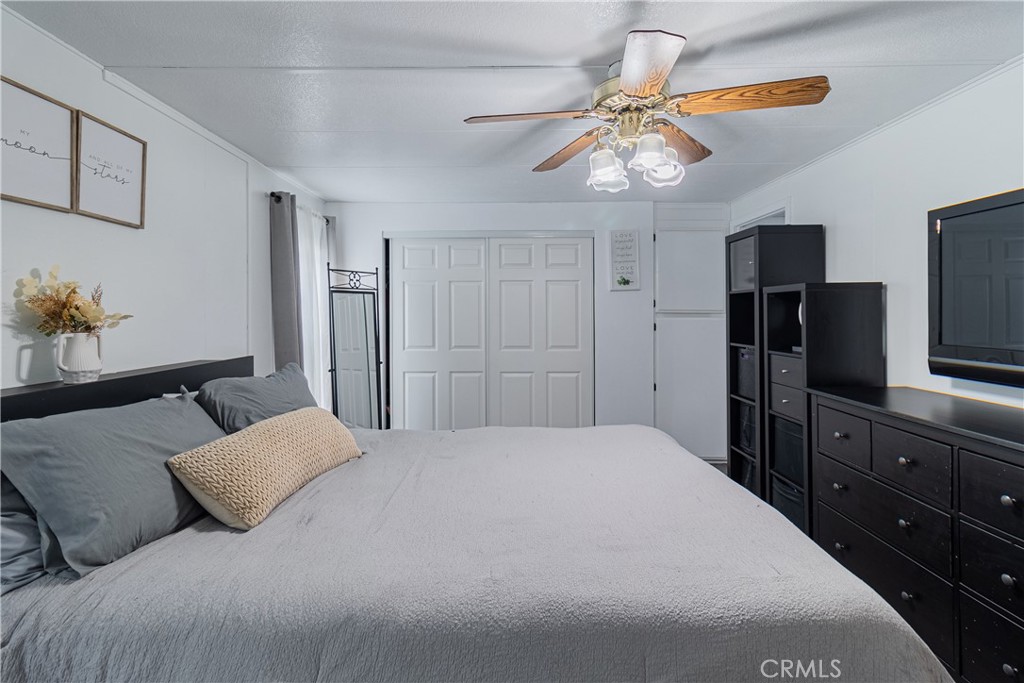 201 Rd Runner Lane Fountain Valley, CA 92708 - Photo 14 of 19