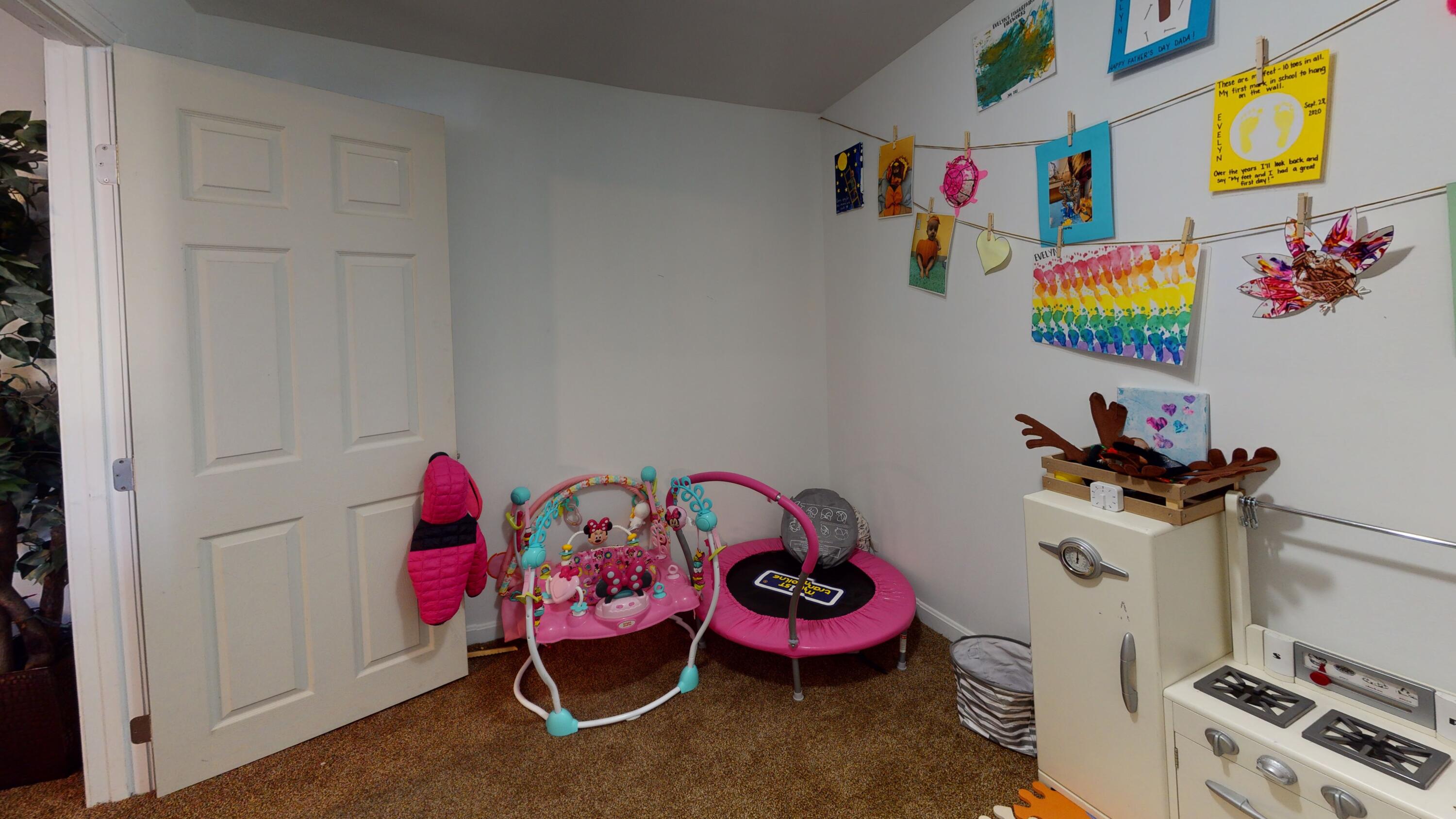 659 Quaker Ridge Road Leeds, ME 04263 - Photo 23 of 75 659-Quaker-Ridge-Rd-Leeds-Maine-Bedroom(
