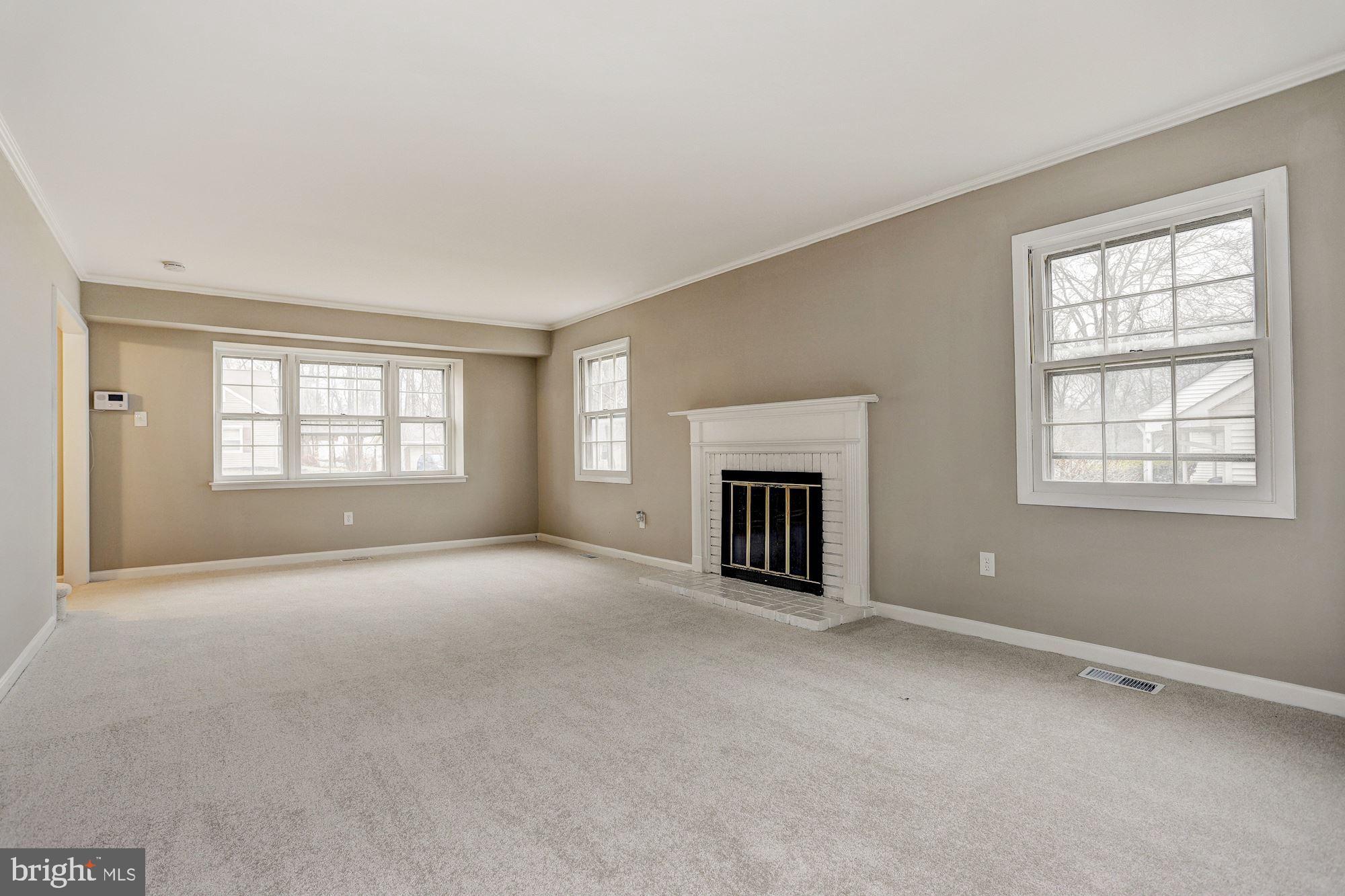 8800 Oxwell Lane Laurel, MD 20708 - Photo 5 of 25 Gallery Image 5