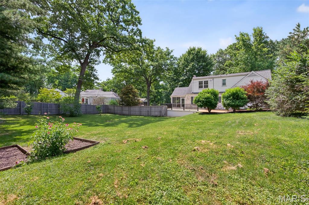 17 Hillard Road Glendale, MO 63122 - Photo 63 of 65 Gallery Image 63
