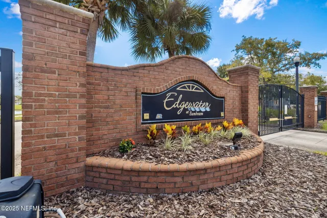 $325,000 | 4362 Edgewater Crossing Drive, Unit 214, Jacksonville, FL 32257