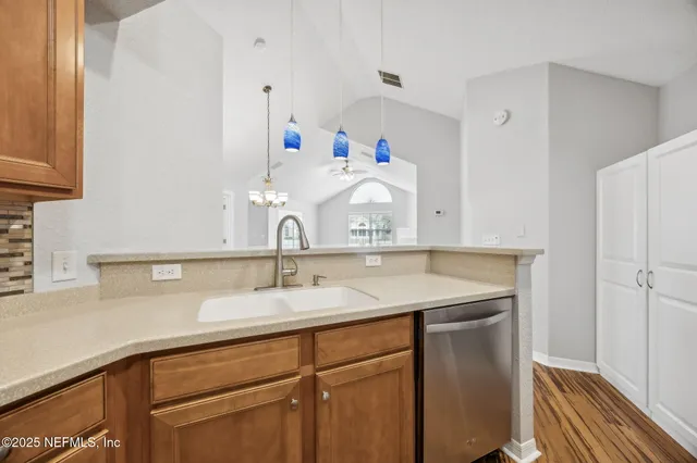 $325,000 | 4362 Edgewater Crossing Drive, Unit 214, Jacksonville, FL 32257